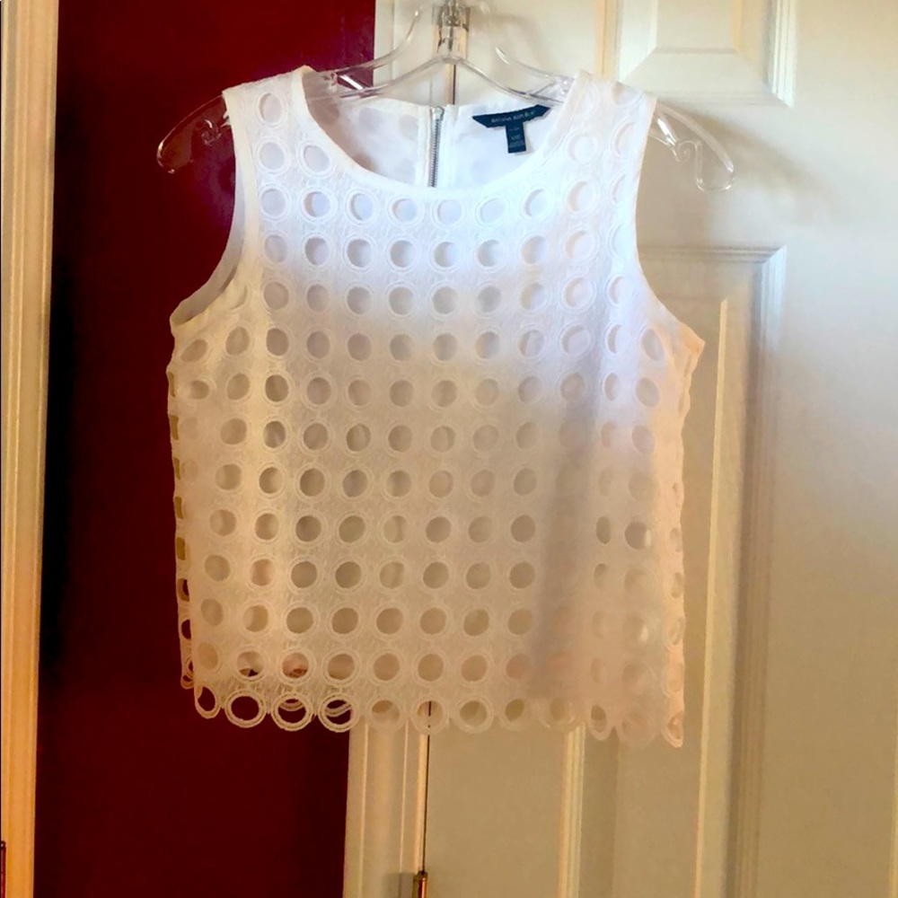 Banana Republic Xxs petite white round eyelets